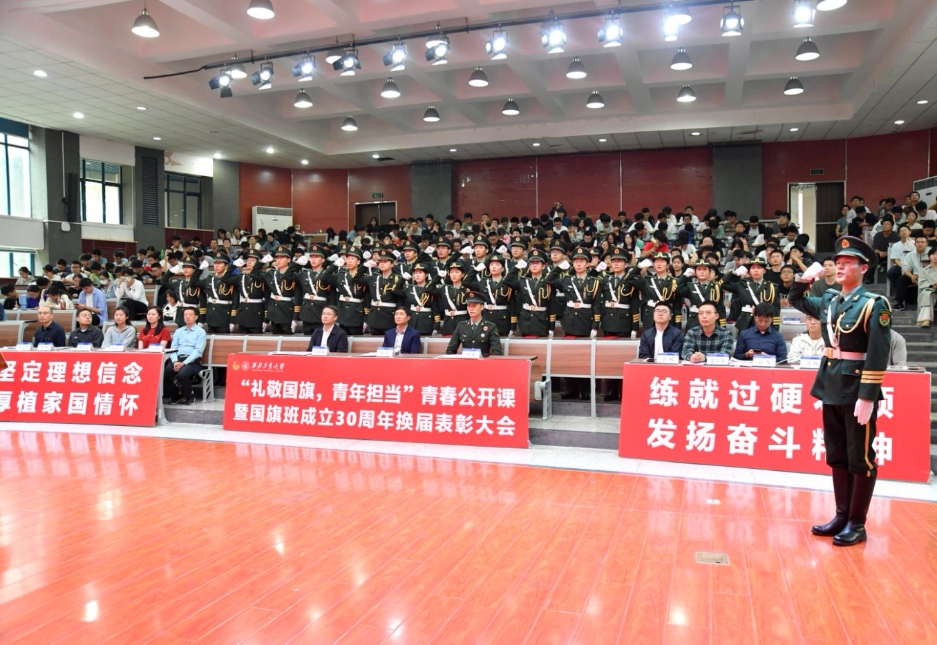 图片33.jpg