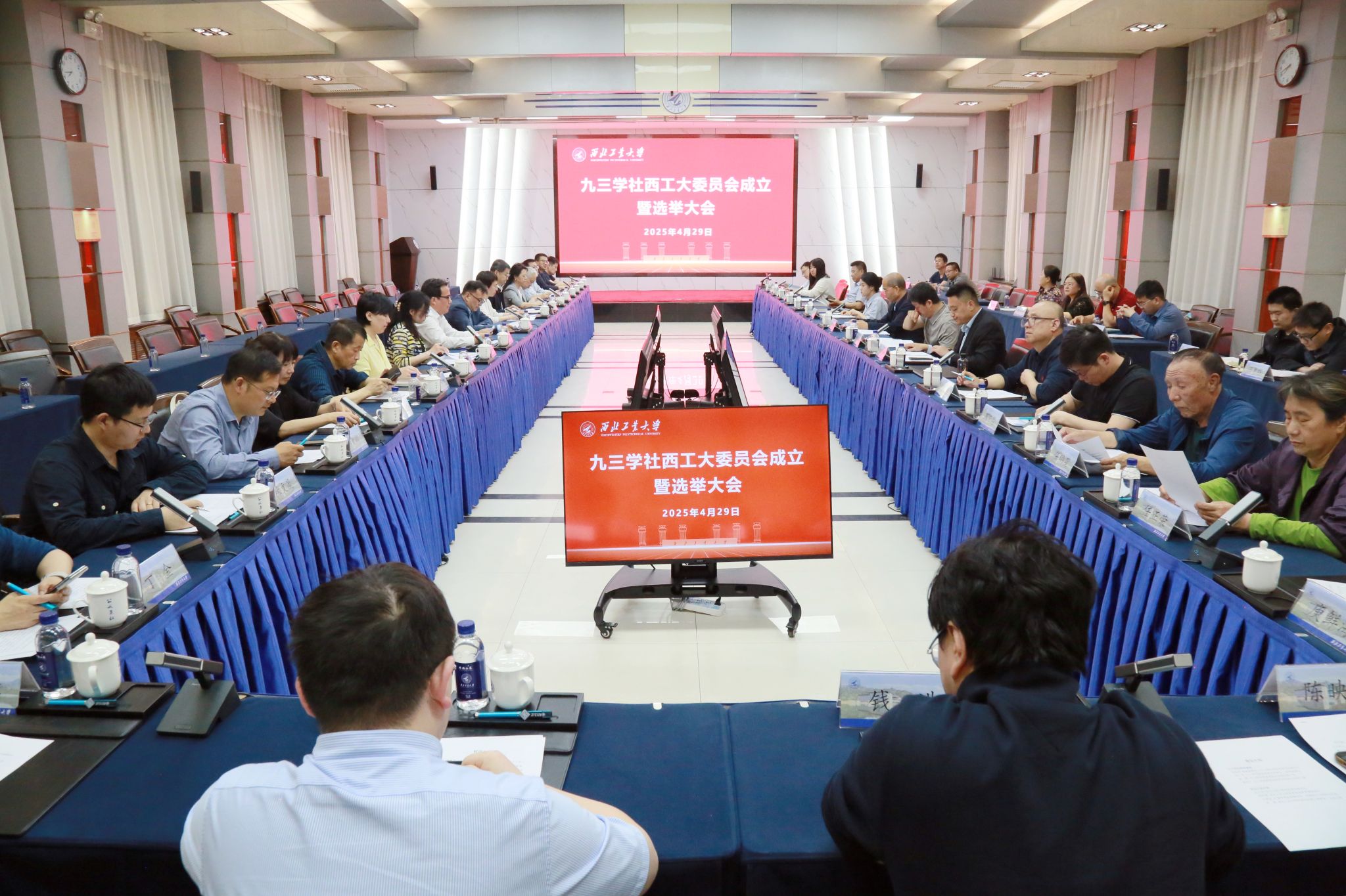 CD5A8856.jpg CD5A8856.jpg