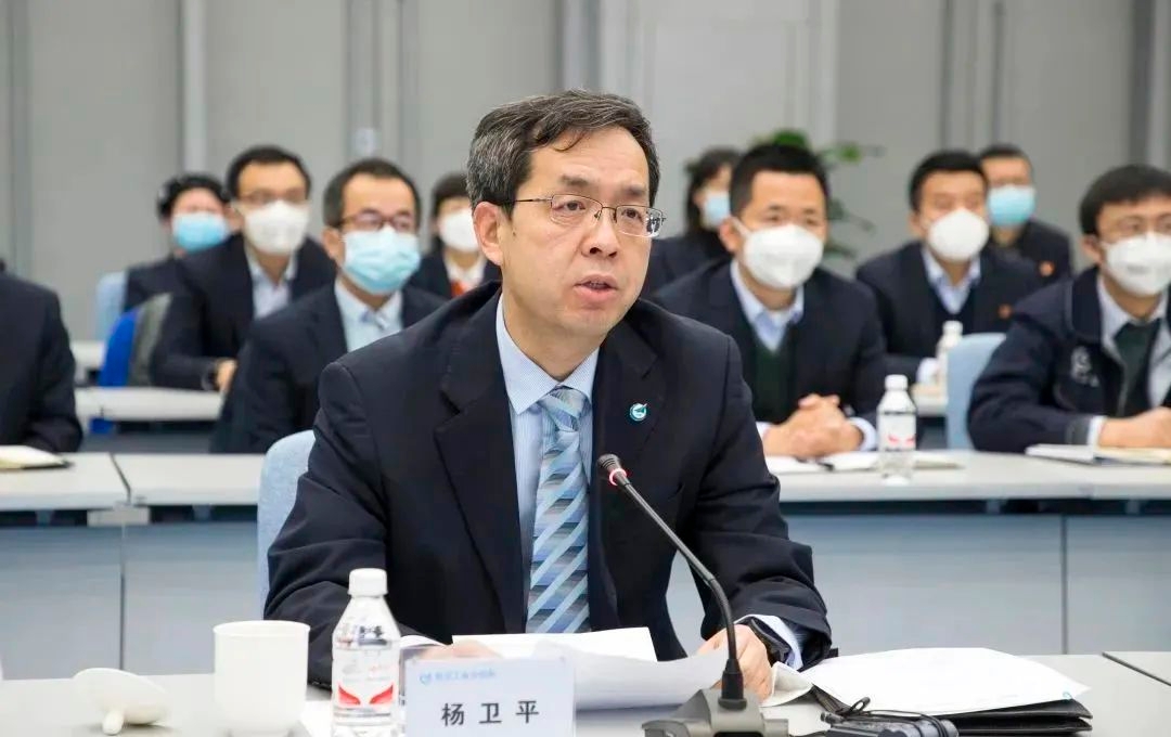 杨卫平.jpg 杨卫平.jpg